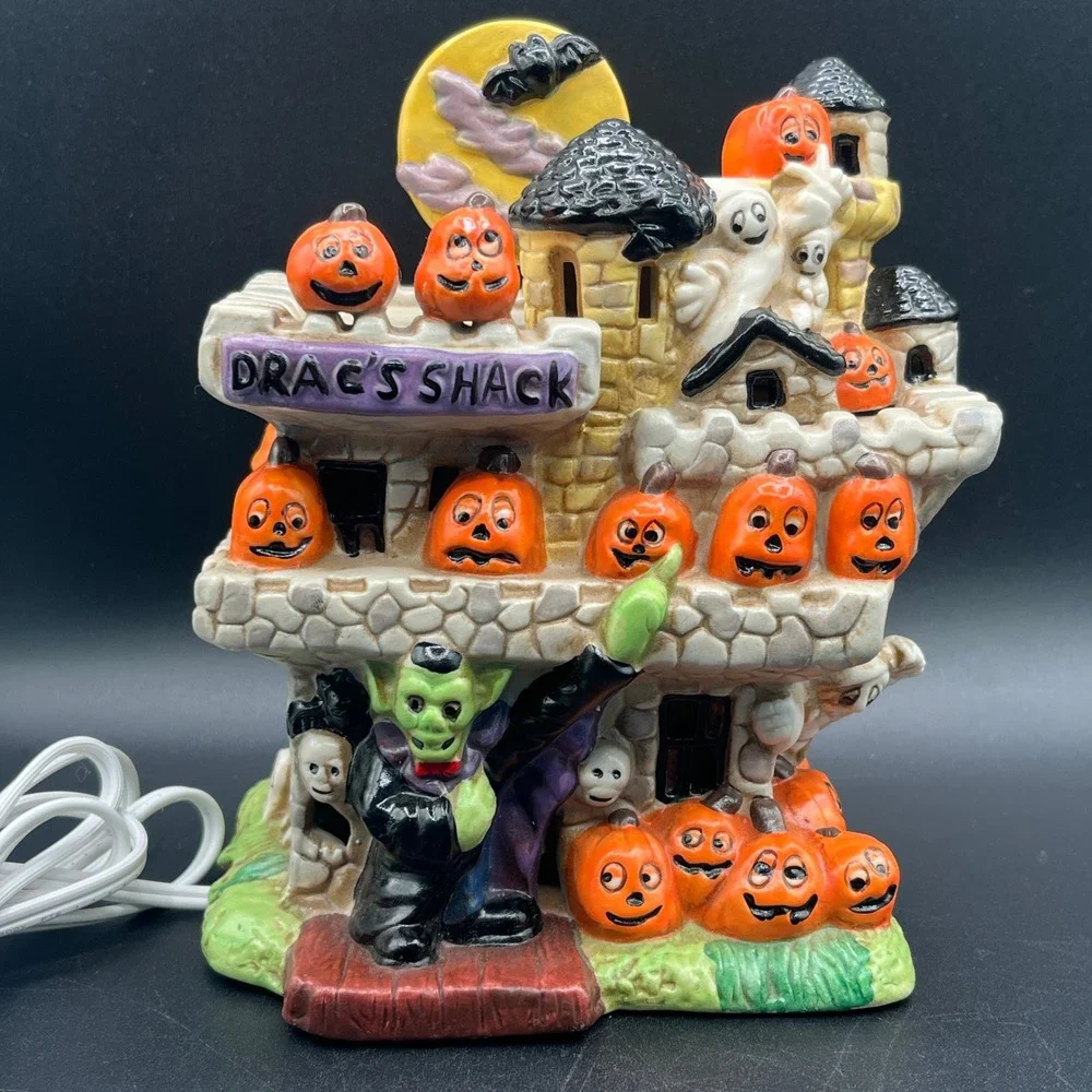 Drac's Shack Ceramic Haunted House Halloween Village Lighted Vampire New Cord